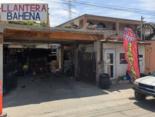 llanteras en Rosarito