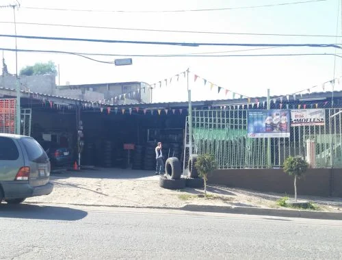 llanteras en Rosarito
